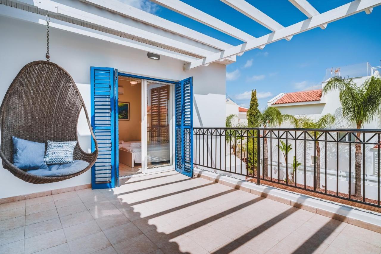 Amphitrite Villa Paralimni Exterior photo